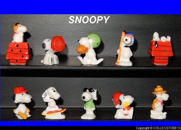 SERIE COMPLETE DE FEVES SNOOPY