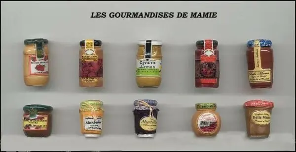 LES GOURMANDISES DE MAMIE -POTS DE CONFITURE -POTS-BOCAUX