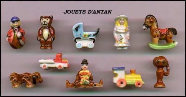 DV01 LES JOUETS D'ANTAN