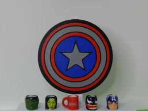 MARVEL - LES MUGS 2025 AVEC SUPPORT