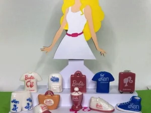 BARBIE 2025 AVEC SUPPORT