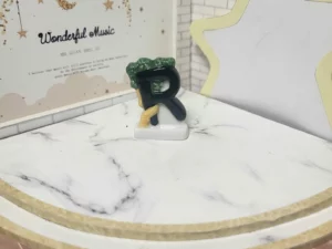 S4T0 FEVE A L'UNITE LES LETTRES DU RHONE