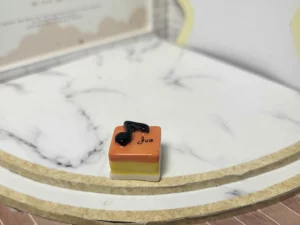 S4T0 FEVE A L'UNITE 1 AN DE GÂTEAUX