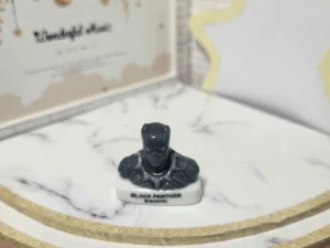 S4T0 FEVE A L'UNITE LES BUSTES MARVELS