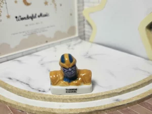 S4T0 FEVE A L'UNITE LES BUSTES MARVELS