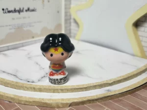 S4T2 FEVE A L'UNITE DC COMICS