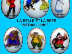 DVO9 MEDAILLON LA BELLE ET LA BÊTE DISNEY