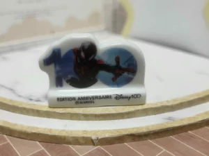 FEVES A L'UNITE DISNEY ANNIVERSAIRE 100 ANS