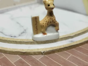 FEVES A L'UNITE SOPHIE LA GIRAFE