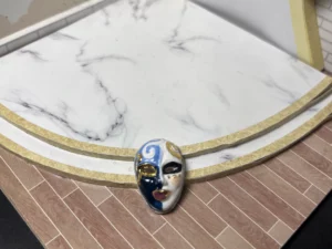 FEVES A L'UNITE LES MASQUES VENITIENS