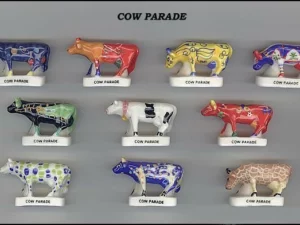 DVO6  LA COW PARADE -LES VACHES