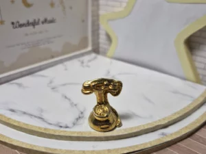 ST10C1 - TELEPHONE EN FER