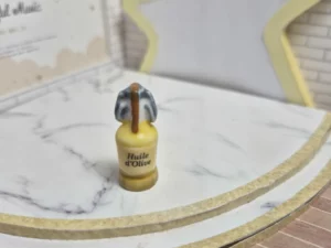 ST8H1 FEVE A L'UNITE DANS LA CUISINE