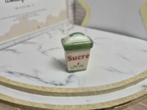 ST8H1 FEVE A L'UNITE DANS LA CUISINE