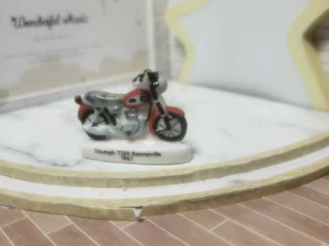 ST11 A5 FEVE A L'UNITE LES MOTOS ET SCOOTERS