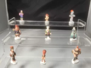 DVO11 SERIE INCOMPLETE DE FEVES ARTHUR ET LES MINIMOYS