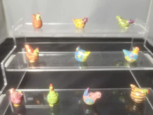 DVO11 SERIE INCOMPLETE DE FEVES LES POULES
