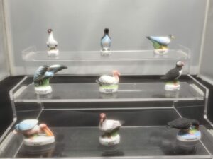 DVO11 SERIE INCOMPLETE DE FEVES LES OISEAUX MAT