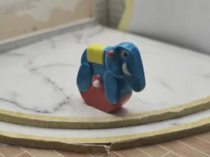 VR1C  FEVES A L'UNITE LES JOUETS