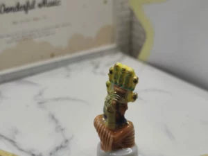 FEVES A L'UNITE VR1J LES STATUES