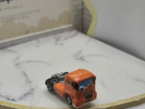 FEVES A L'UNITE VR1J LES VEHICULES DE LEGENDES (Copie)